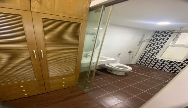 Cho thuê nhà ngõ 288 Hoàng Mai 3 tầng, 50m2, 4 ngủ, 5 vệ sinh, 16 Triệu/tháng